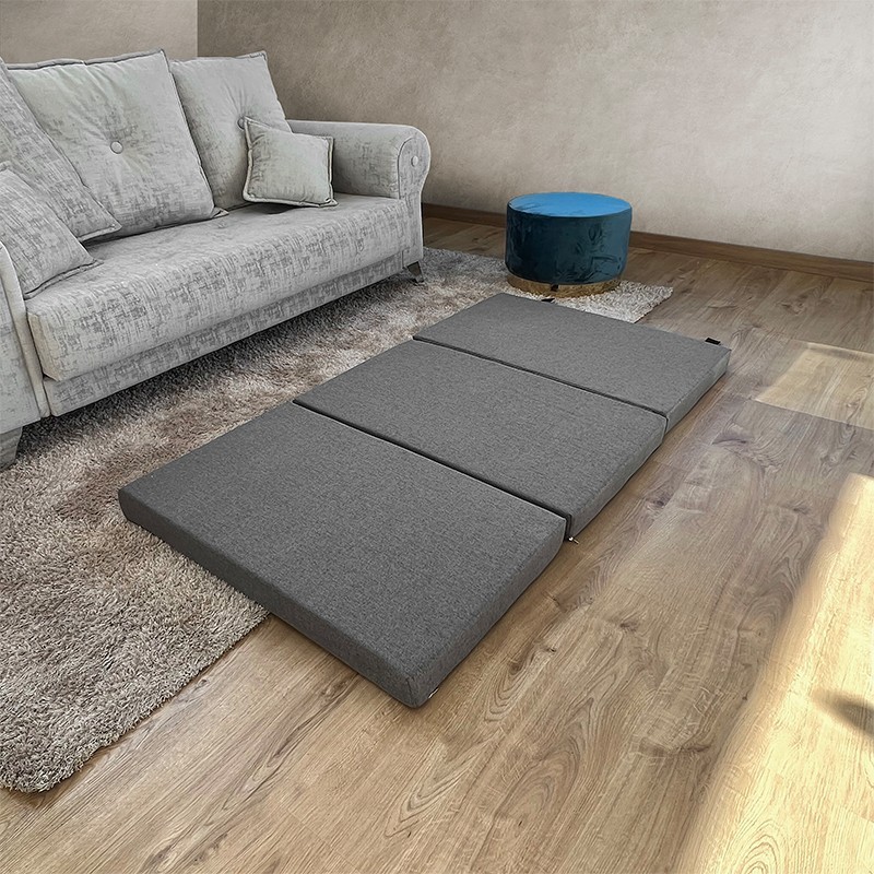 MATELAS PLIANT SUR MESURE AVEC POIGNÉE ET FERMETURE